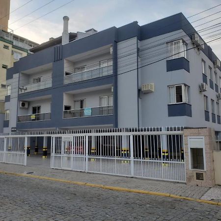 Apto 2 Quartos No Centro De Bombinhas, 130 Metros Praia Apartment Ngoại thất bức ảnh